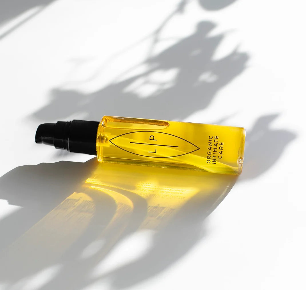 LIP INTIMATE CARE | クレンジングモイスチャライジングオイル シーバックソーン&フラゴニア